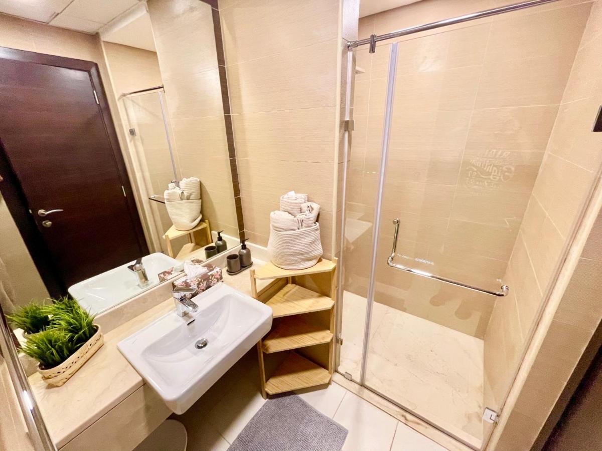 Super Elegant Studio Apartment-Sparkle Tower By Sweet Homes Dubai Exterior foto